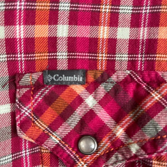 Women's Plaid Flannel Pearl Snaps - Picture 4 of 6